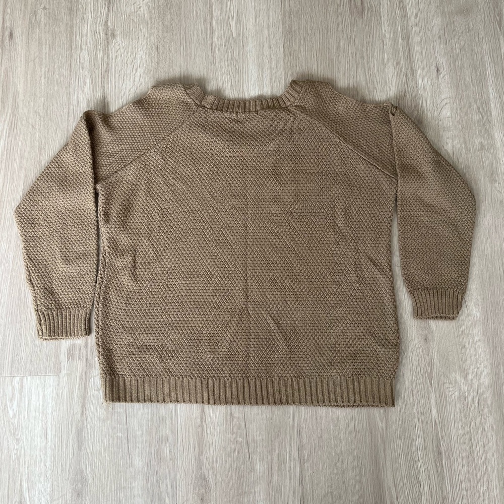 Cold Shoulder Sweater - Picture 3 of 4